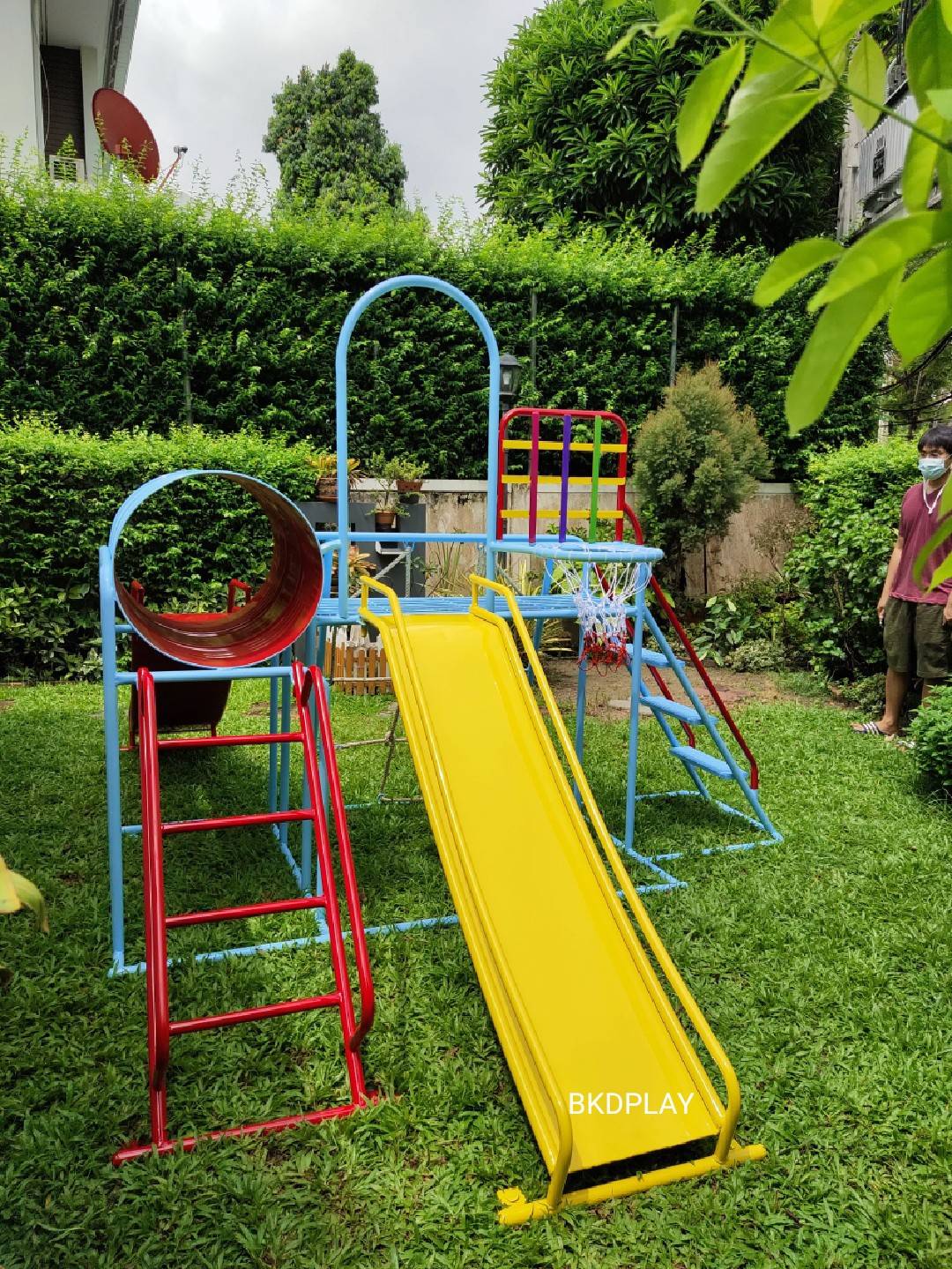 เครื่องเล่นสนามชุดรวมD ประกอบด้วยสไลเดอร์ปีนป่ายแป้นบาสและถังลอด, เครื่องเล่นสนามกลางแจ้ง , เครื่องเล่นสนามเหล็ก, ของเล่น, OutdoorPlayground,สนามเด็กเล่น,เครื่องเล่นงบสพฐ.ประชารัฐ ราคาโรงงาน