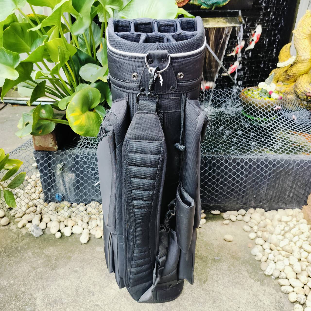 PING Discover Cart Bag มือสอง รุ่นยอดนิยม ช่องใส่แบบ 14 ช่อง มีช่องใส่อุปกรณ์ได้หลากหลาย ของแท้ ไม้กอล์ฟพรีเมี่ยมมือสอง ของแท้ By NakaraLuxurious