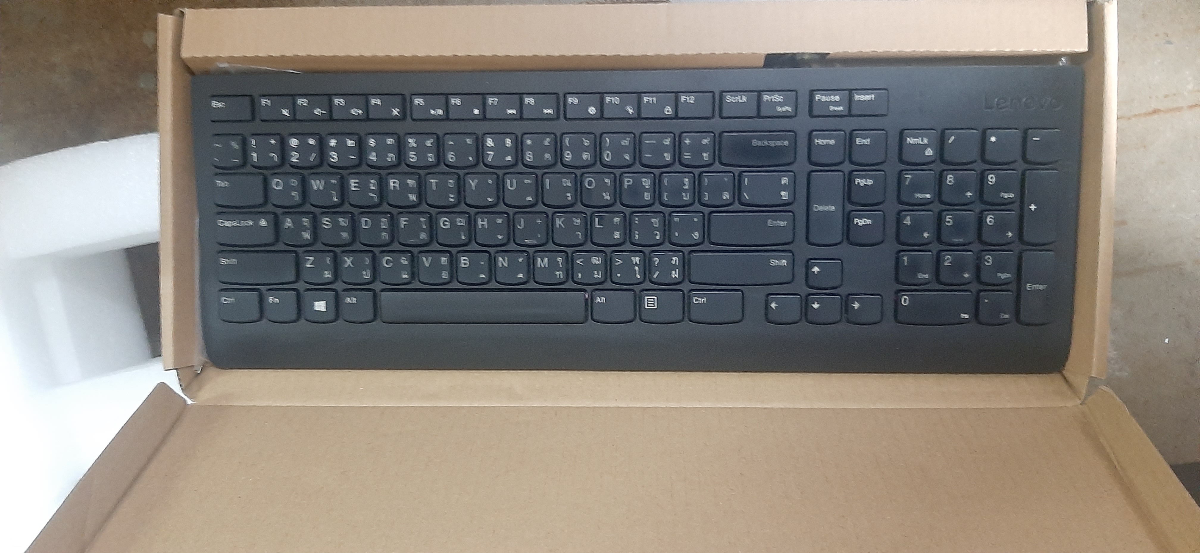 ออลอินวัน ขนาดจอ 21.5 นิ้ว FHD Lenovo ThinkCentre V410z (i3-7100T Ram8GB HDD1TB SSD M.2 512GB NVMe) Windows10Pro ครบชุด เม้าส์และคีย์บอร์ด