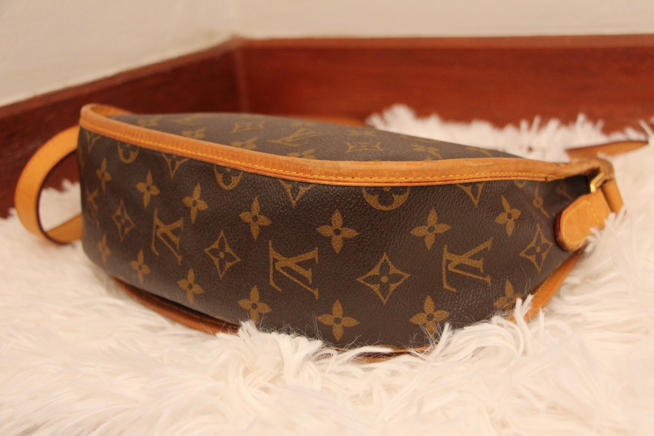 ขายถูกค่า มือสอง LOUIS VUITTON MENILMONTANT PM MONOGRAM CANVAS MADE IN FRANCE DATE CODE DU4111 แท้100%