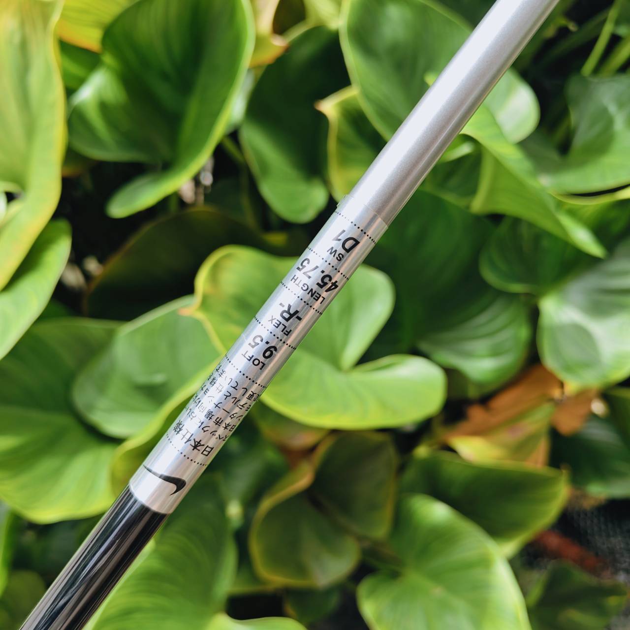 DRIVER NIKE SQ MACHSPEED — 9.5° ดีไซน์หัวไม้ทรงสี่เหลี่ยมอันเป็นเอกลักษณ์ของซีรีส์ Machspeed