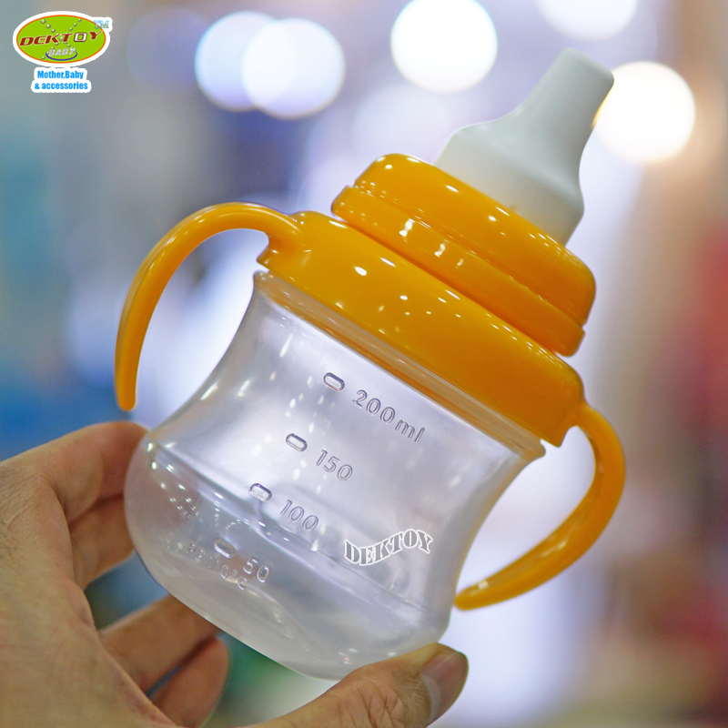 Pigeon พีเจ้น แม็กแม็ก ถ้วยหัดจิบ ขั้น 2