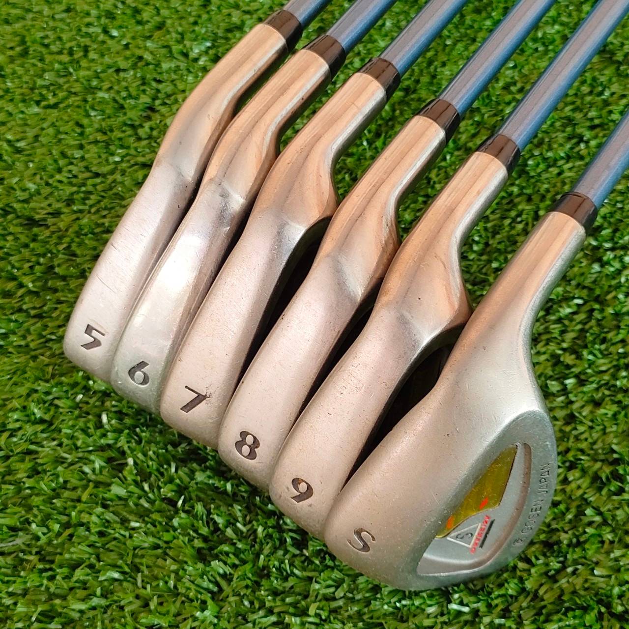 ชุดเหล็ก GOSEN JAPAN TOUR POWER OVERSIZE มีเหล็ก 5-9 เเละ SW ** ไม่มี PW ** ก้าน NEW DESIGNED GOSEN