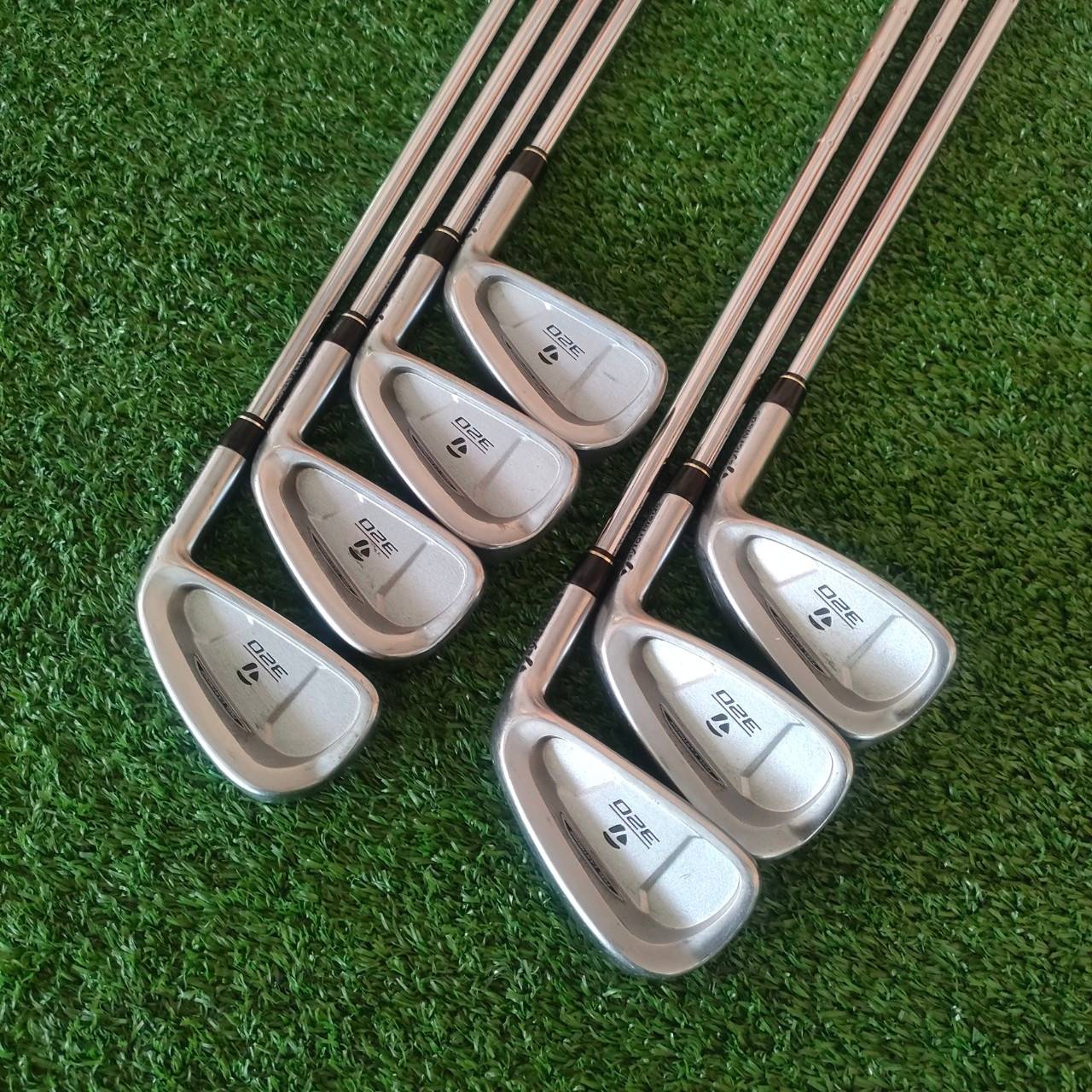 🏌️ชุดเหล็ก Taylormade 320 มีเหล็ก 3-9 ก้าน Taylormade FLEX-R สวยครบเครื่อง ด้าน SOLE ถ่วงด้วยวัสดุทังสเตนพรีเมี่ยม ไม้กอล์ฟมือสอง ของแท้ BY NakaraLuxurious