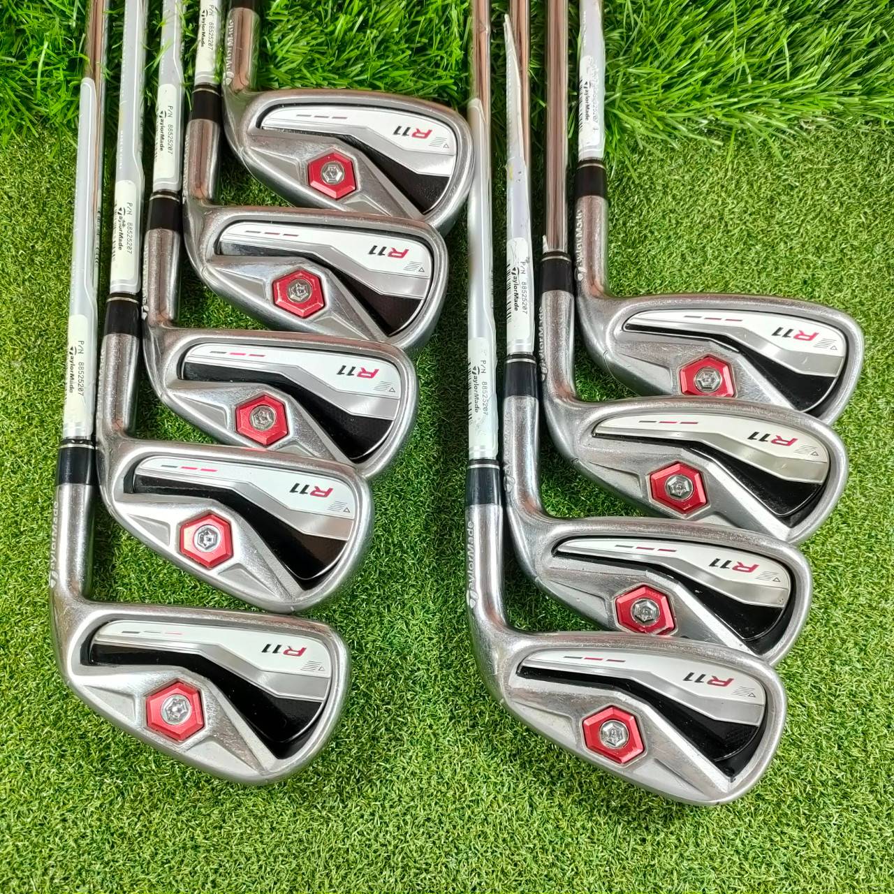 ชุดเหล็ก TAYLORMADE R11 มีเหล็ก 4 - PW AW SW สภาพสวยเลยครับ ตีดี ตีง่าย ตีไกลครับ สวยๆนานๆเข้ามา