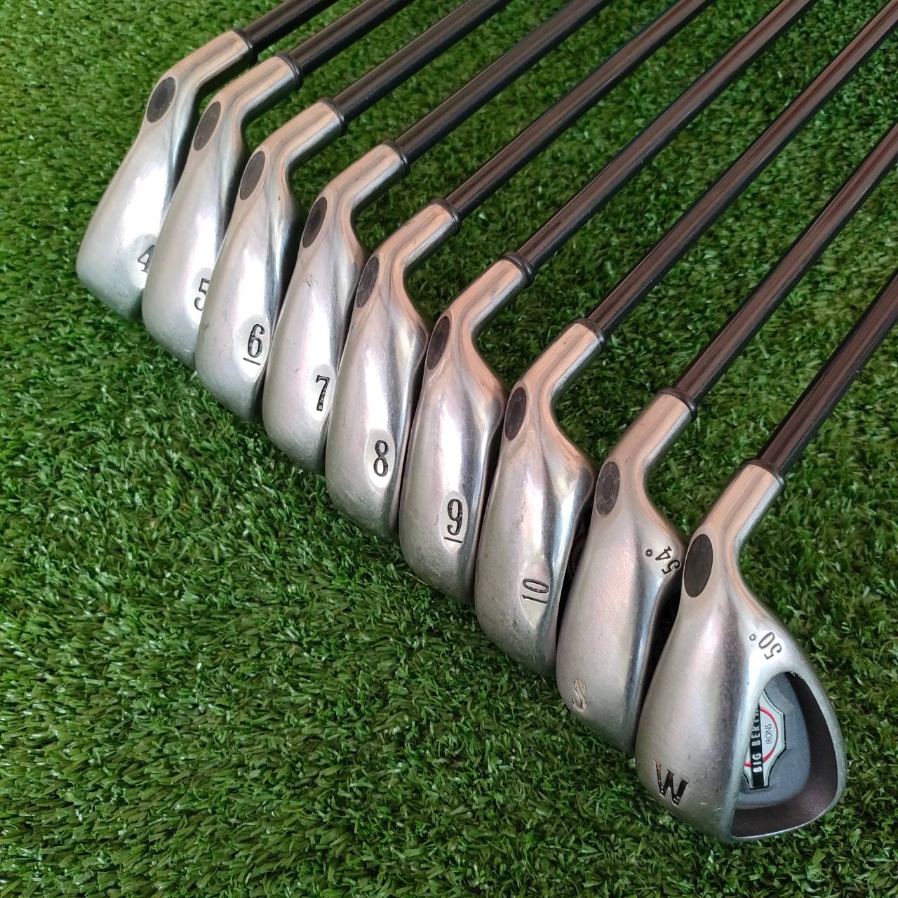 ชุดเหล็ก CALLAWAY BIG BERTHA มีเหล็ก 4-10 เเละ SW W ก้าน RCH 75 i FLEX R ตีง่ายมากๆเพราะใบใหญ่ Cavity ลึกมากๆ ก้านเจาะทะลุ ทุกชิ้น ได้ความรู้สึกดีมาก ท่านที่หาเหล็กตีง่ายๆ คุณภาพ ระดับมาตรฐาน ไม่อยากใช้เหล็กจีน ต้องชุดนี้เลยครับ พลาดไม่ได้ ตีดีมากๆครับ