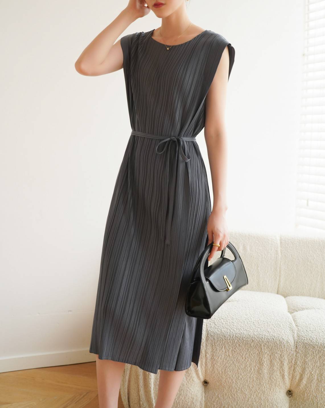 2MUAY รุ่น GJO7655 SIMPLE BOW TIE PLEATED DRESS เดรสผู้หญิง เดรสพลีทคุณภาพ 15สี FREE SIZE