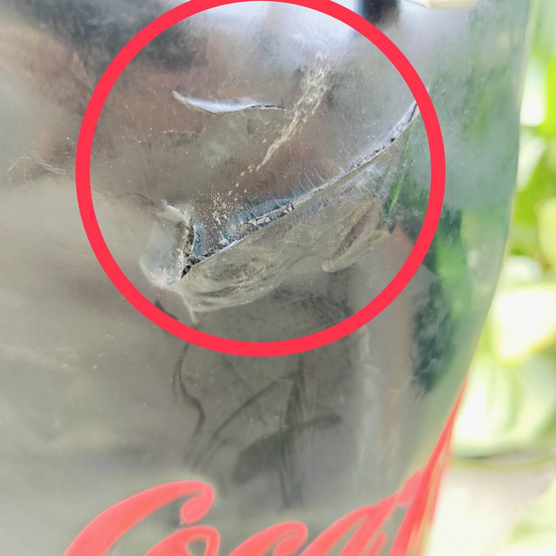 ** มีตำหนิหนังลอก ** ถุงกอล์ฟ COKE ZERO ของแท้ มือสอง มีตำหนิหนังลอกบางจุด โดยรวมยังใช้ได้