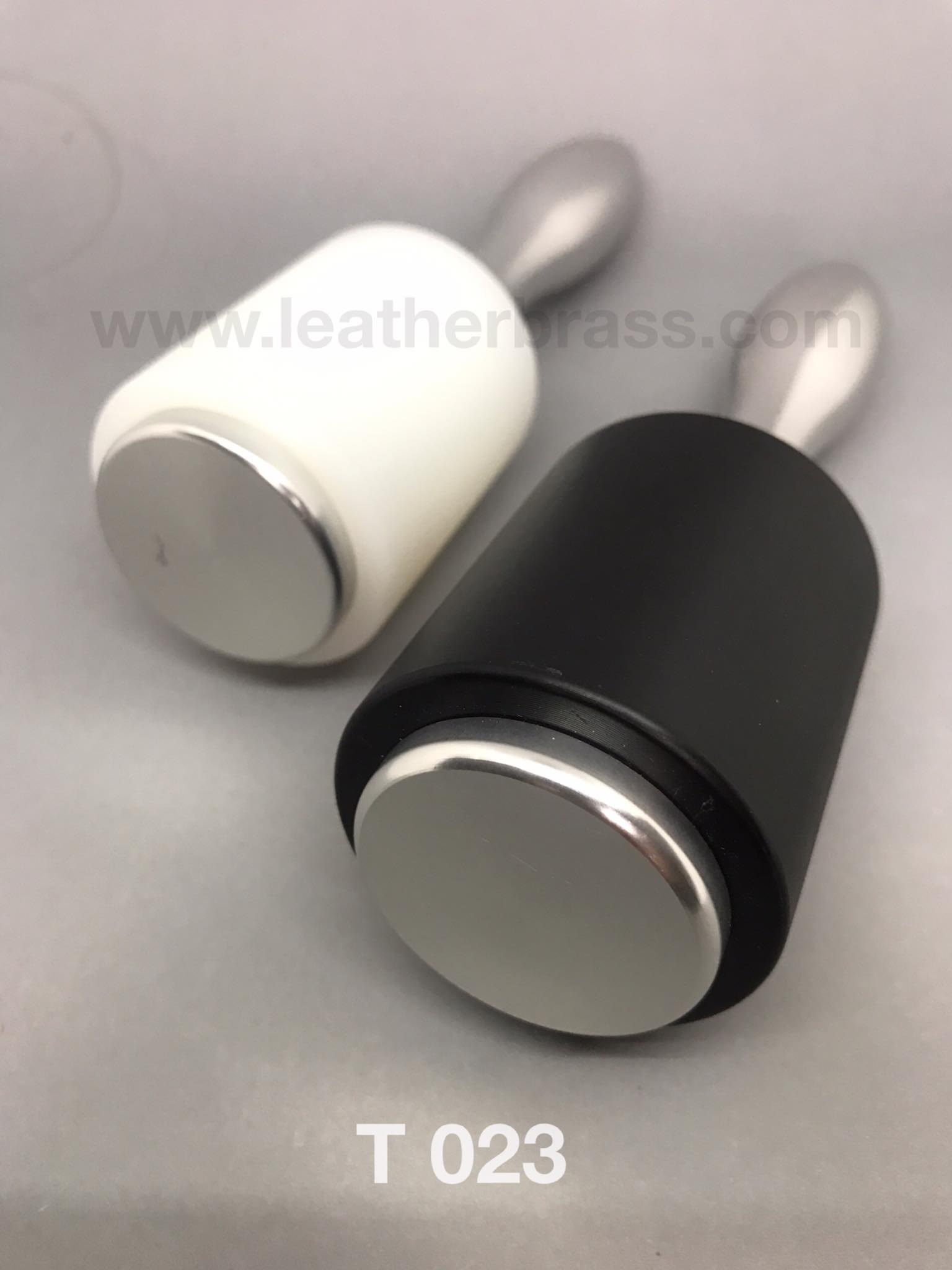 T023 ฆ้อนตอกงานหนัง ด้ามอลูมิเนียม อุปกรณ์เครื่องหนัง leatherbrass**ราคาต่อชิ้น**