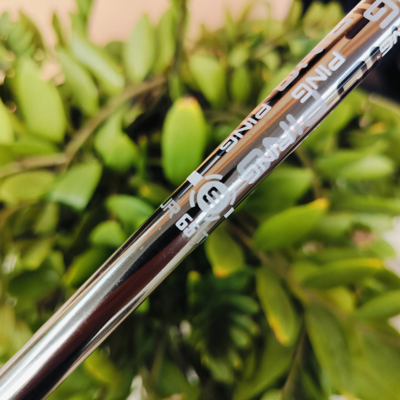 ก้านใส่หัวไม้ ยาว 43.5 PING TOUR 65 SHAFT สภาพสวยมาก มีกริพติดมาด้วย กริพแท้เดิม สภาพนางฟ้า ไม้กอล์ฟพรีเมี่ยมมือสอง ของแท้ By NakaraLuxurious