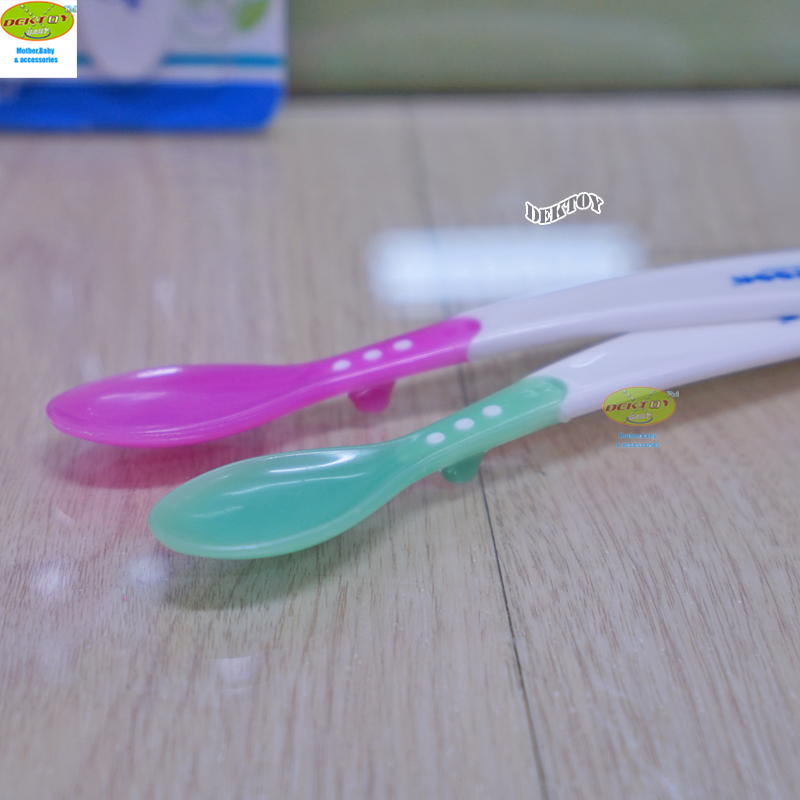 Attoon แอทตูน ช้อนวัดอุณหภูมิสำหรับป้อนอาหารทารก