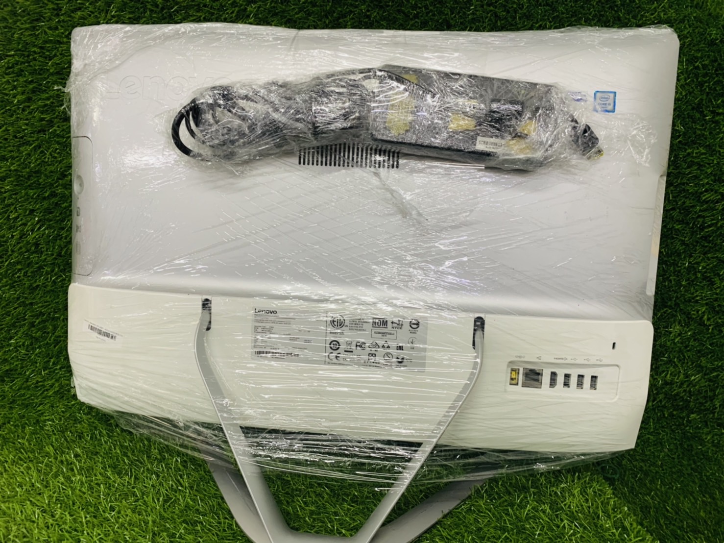 คอมพิวเตอร์ออลอินวัน All in One Lenovo ideacentre 300-23ISU - 23 inch