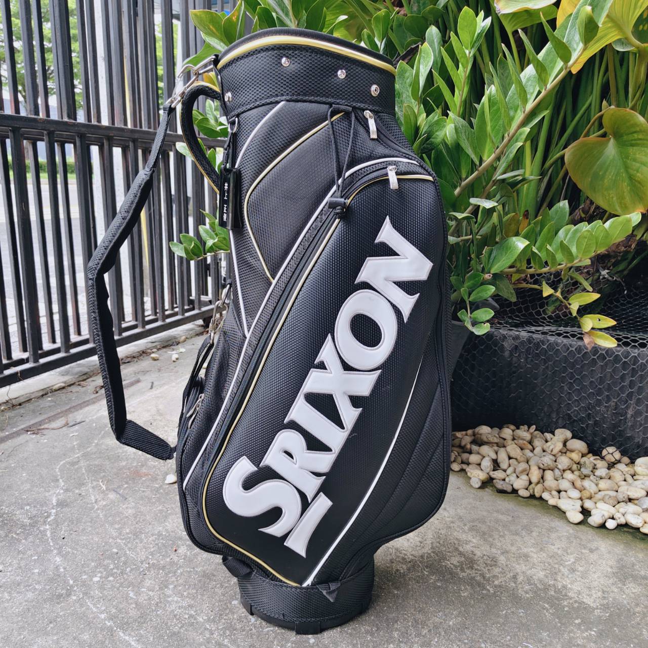 ถุงกอล์ฟ SRIXON มือสองจากญี่ปุ่น 🇯🇵 คุณภาพดีเกินราคา สภาพสวยพร้อมใช้งาน