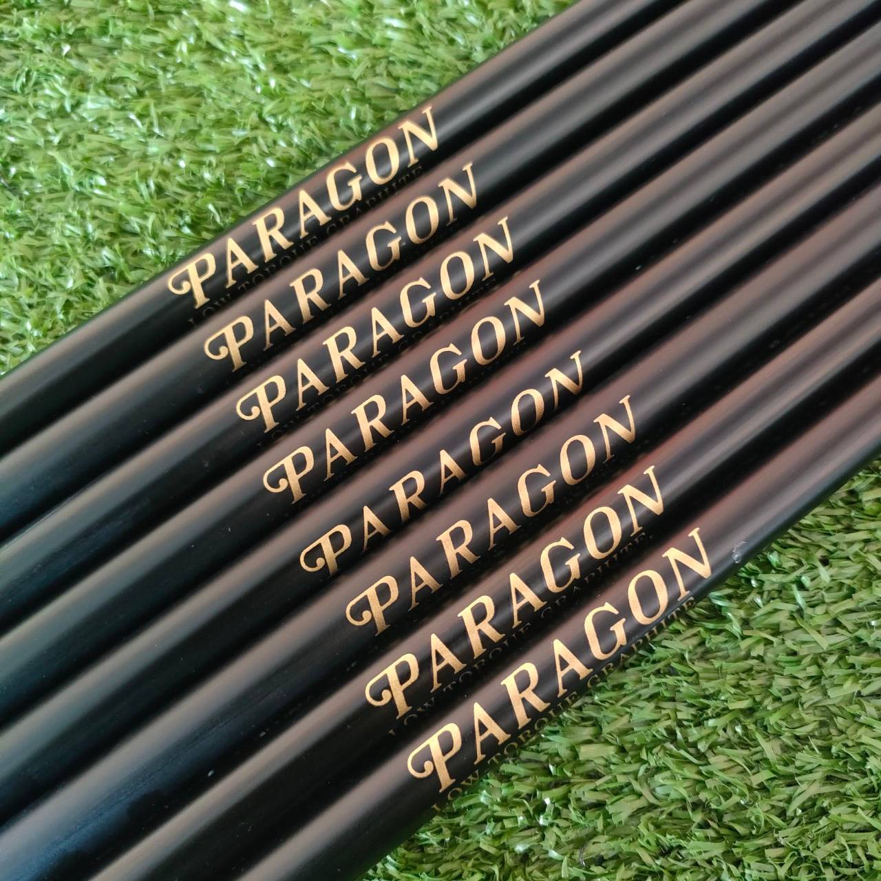 ***ก้านไม้กอล์ฟสำหรับผู้หญิง*** ก้าน PARAGON ของใหม่!! FLEX L ความยาว 44 นิ้ว ก้านสำหรับใส่ DRIVER มือหนึ่ง ของแท้ BY NakaraLuxurious