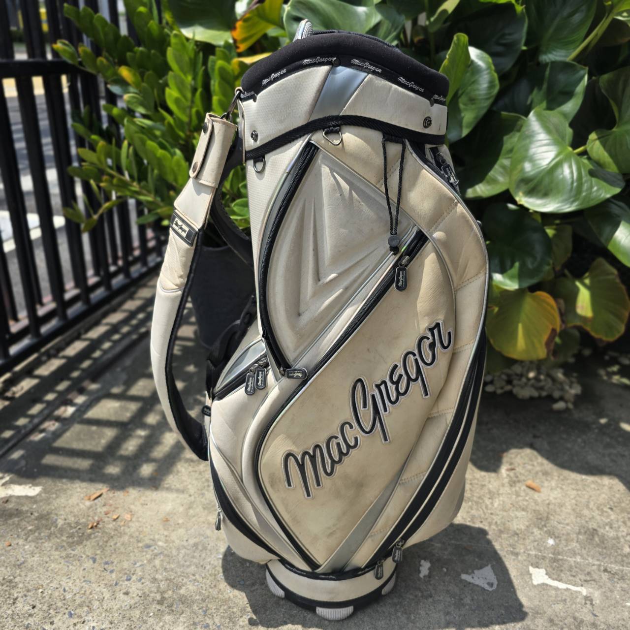 ถุงกอล์ฟ MACGRAGOR สภาพเก่า