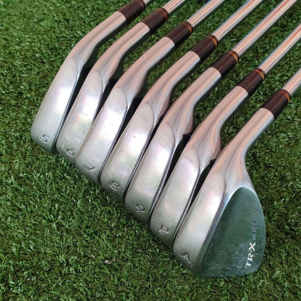 ชุดเหล็ก PRGR TR-X 915CR มีเหล็ก 5-9 เเละ PW AW ก้าน PRGR TR-X FLEX R เหล็กพรีเมี่ยมญี่ปุ่น ไม้กอล์ฟมือสอง ของแท้ BY NakaraLuxurious