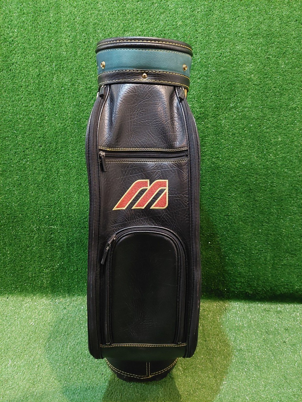 ถุงกอล์ฟในตำนาน MIZUNO PRO รุ่นดัง