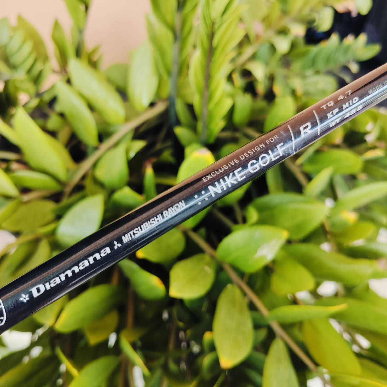 Driver NIKE SUMO SQ องศา 10 หัวสี่เหลี่ยม HIGH M.O.I. ชดเชยสูงมาก ตีได้ตรงอย่างเดียว ตีเลี้ยวไม่ได้ ตีไกลอย่างมาก ก้าน MITSUBISHI DIMANA FLEX R ไม้กอล์ฟพรีเมี่ยมมือสอง ของแท้ By NakaraLuxurious