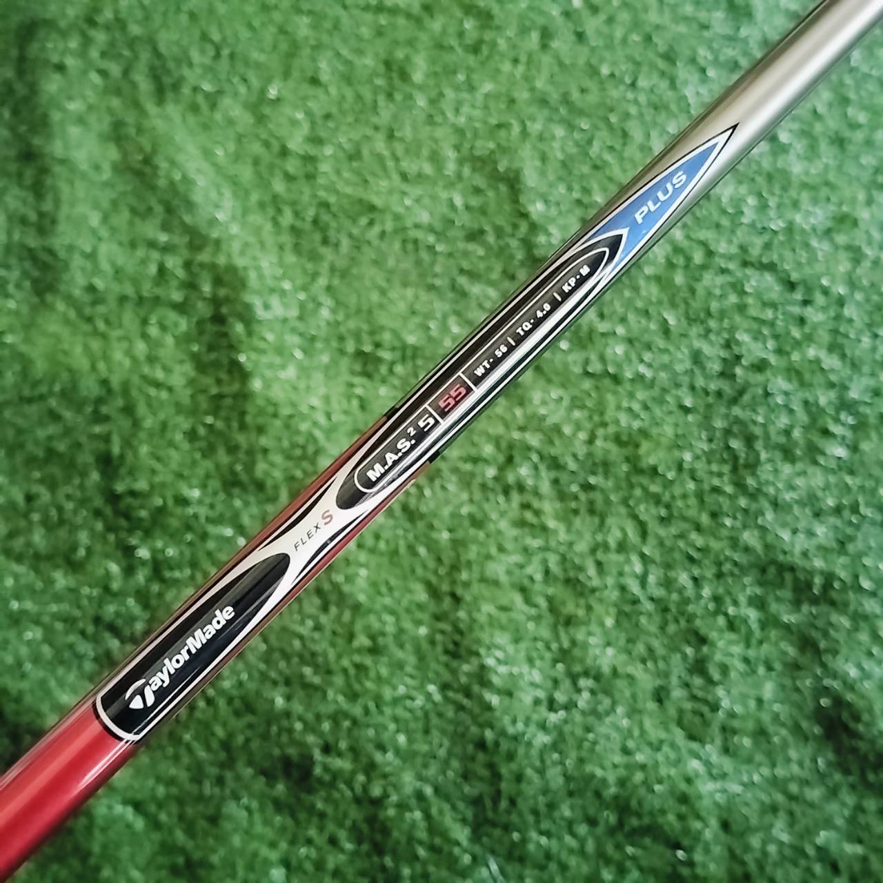 DRIVER TAYLORMADE R5 MAX (หายาก) รุ่นนี้หน้าเด้งพิเศษ มีเขียนว่า MAX ที่หน้าไม้ หายากมาก เป็นรุ่นที่ตีไกลแบบสุดขีดเลยครับ ไม้กอล์ฟพรีเมี่ยมมือสอง ของแท้ By NakaraLuxurious