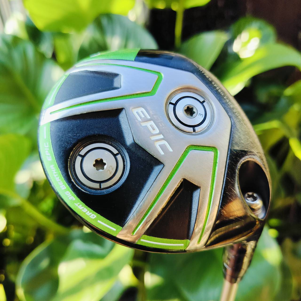 FW3 Callaway GBB EPIC SUB ZERO ก้าน TOUR AD TP6 FLEX S องศา 15 กระดองเคฟล่าทั้งชิ้น จุด CG ต่ำ - ลึก ตีลูกลอยง่ายมาก และตีไกลแบบสุดๆ ไม้กอล์ฟพรีเมี่ยมมือสอง ของแท้ By NakaraLuxurious