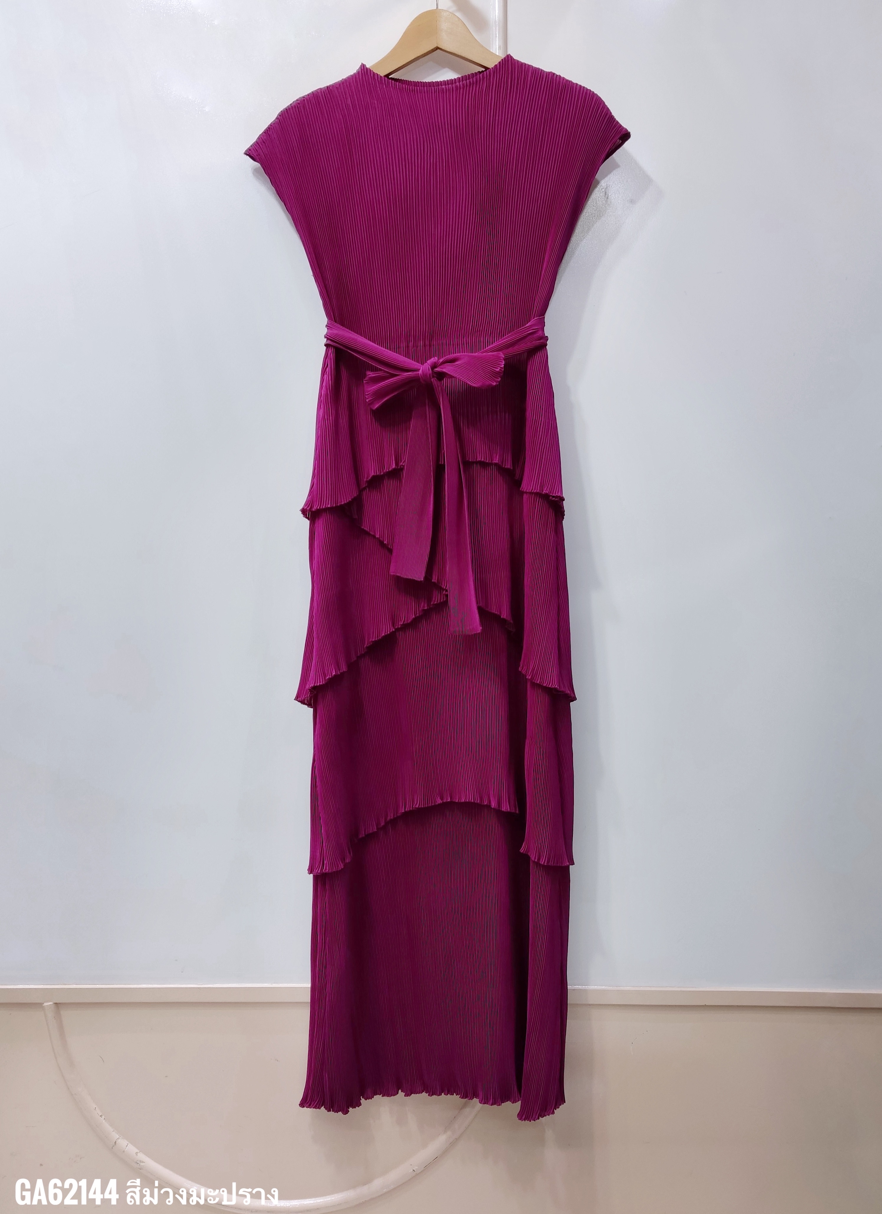 ยาว 52.5 นิ้ว 2MUAY รุ่น GA62144 เดรสอัดพลีท CAP SLEEVE TIERED PLEATED DRESS 6 สี FREE SIZE