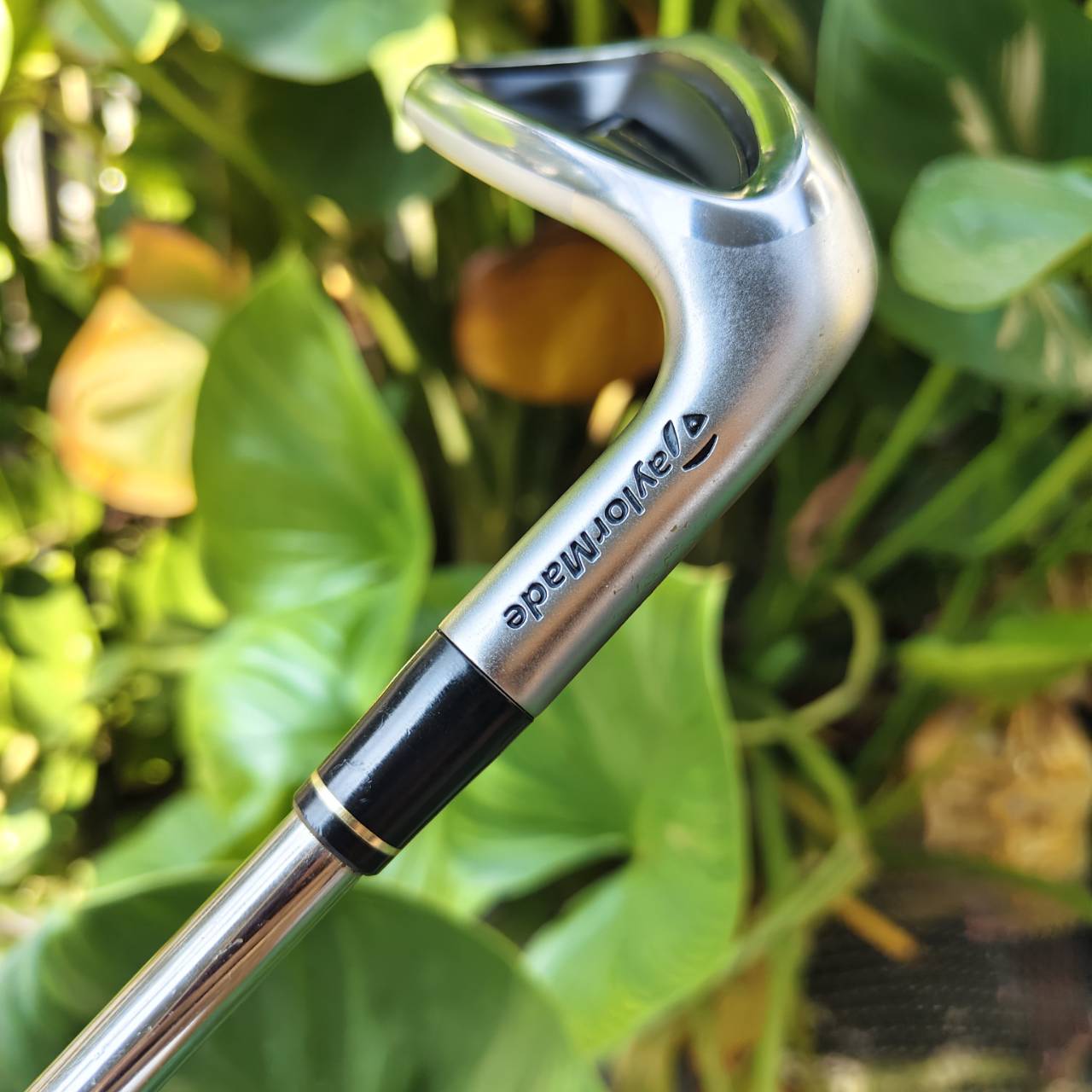 ชุดเหล็ก Taylormade R9 ใช้เทคโนโลยี Inverted Cone Technology ซึ่งช่วยขยายพื้นที่ Sweet Spot