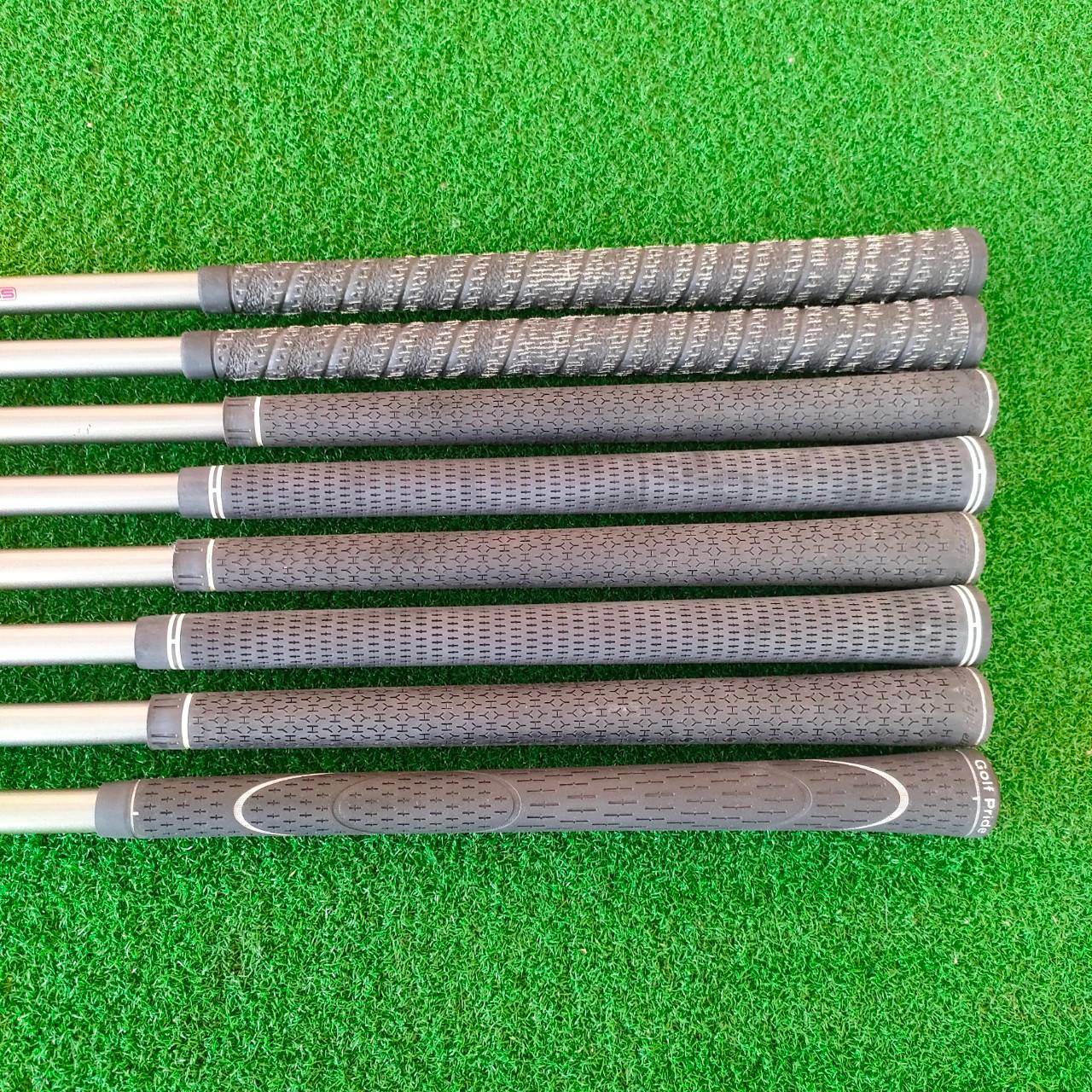 ชุดเหล็ก DUNLOP NEWBREED GRAVITY FLOW PRO MODEL มีเหล็ก 3-9 เเละ PW ก้าน TOYR BLACK FLEX S MADE IN JAPAN