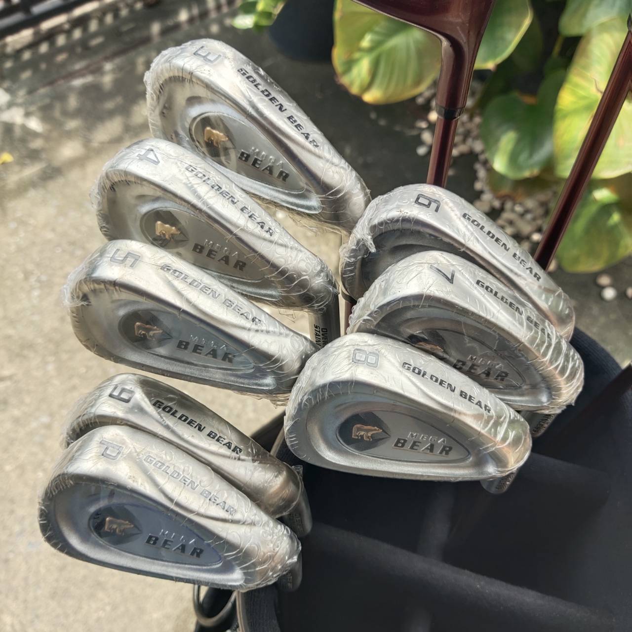 ไม้กอล์ฟครบชุด GOLDEN BEAR MEGA BEAR หมีทองผู้ยิ่งใหญ่แห่งวงการกอล์ฟ