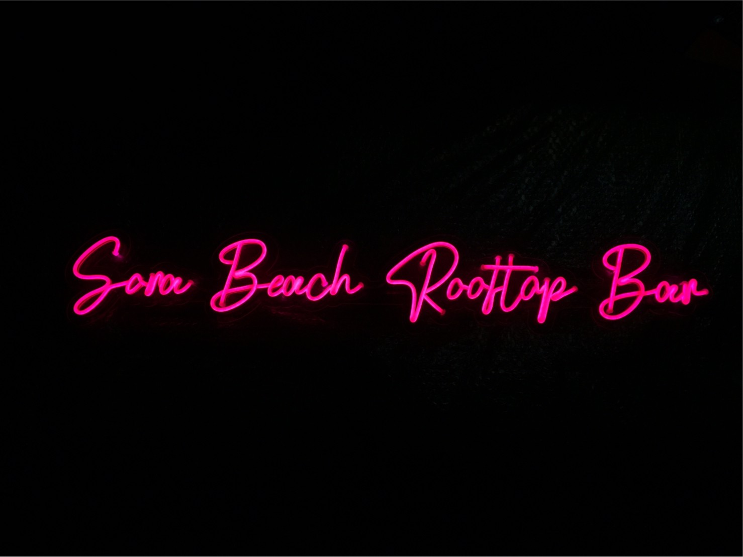 ไฟนีออน เฟค