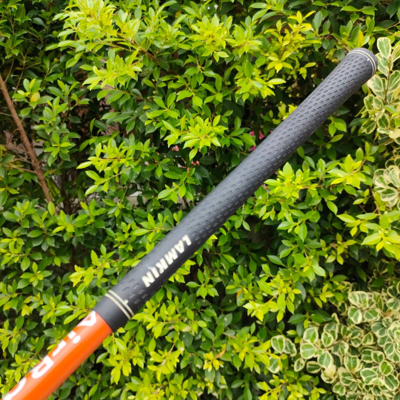 FW3 CALLAWAY X HOT ก้าน AIRACE FLEX S เป็นก้านโมมา เฉพาะก้าน ราคา 6 พันบาท ครับ หัวดีมาก มีรอยเยอะหน่อย แต่คุณภาพแบบล้นๆ ไม้นี้ ราคาสุดคุ้ม เกินคุ้ม ตีดีมากๆ!!!