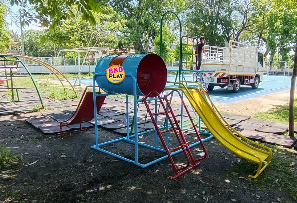 เครื่องเล่นสนามชุดรวมD ประกอบด้วยสไลเดอร์ปีนป่ายแป้นบาสและถังลอด, เครื่องเล่นสนามกลางแจ้ง , เครื่องเล่นสนามเหล็ก, ของเล่น, OutdoorPlayground,สนามเด็กเล่น,เครื่องเล่นงบสพฐ.ประชารัฐ ราคาโรงงาน