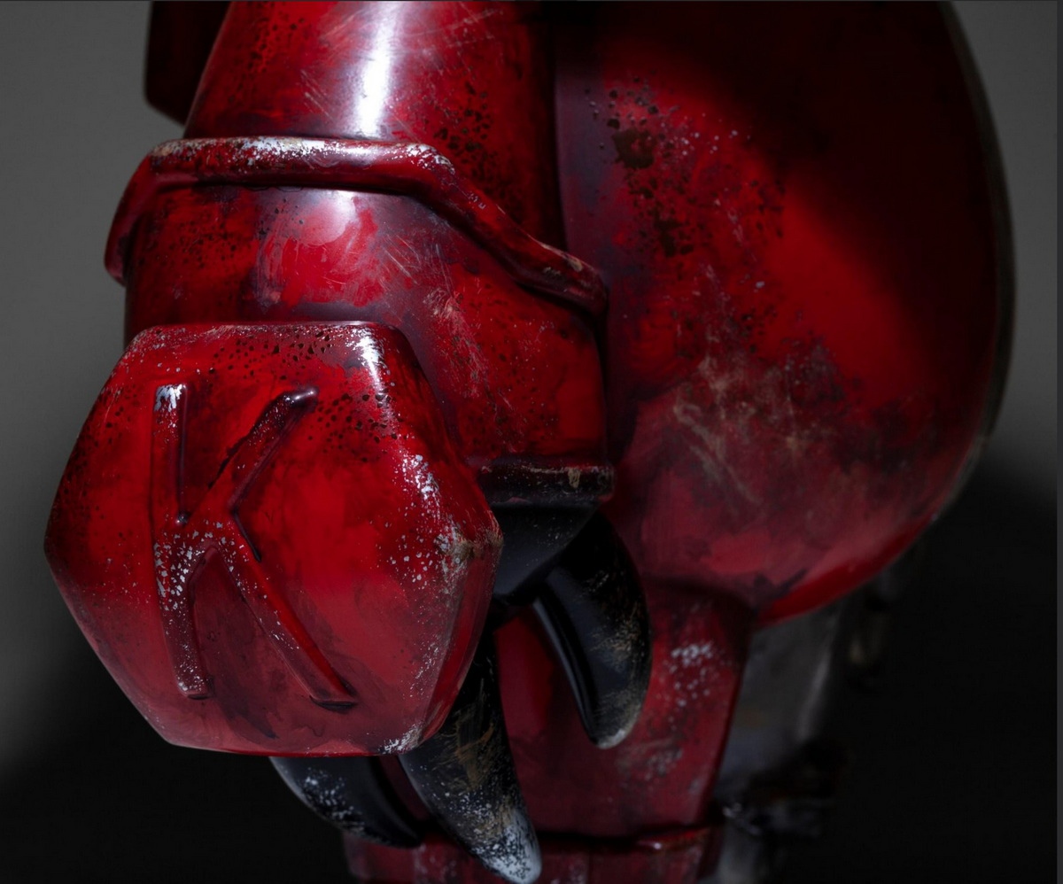 [สั่งจอง] FOOL'S PARADISE X ZCWO FP021 : "KEIKOTROOPER" DAMAGED RED EDITION (38cm)