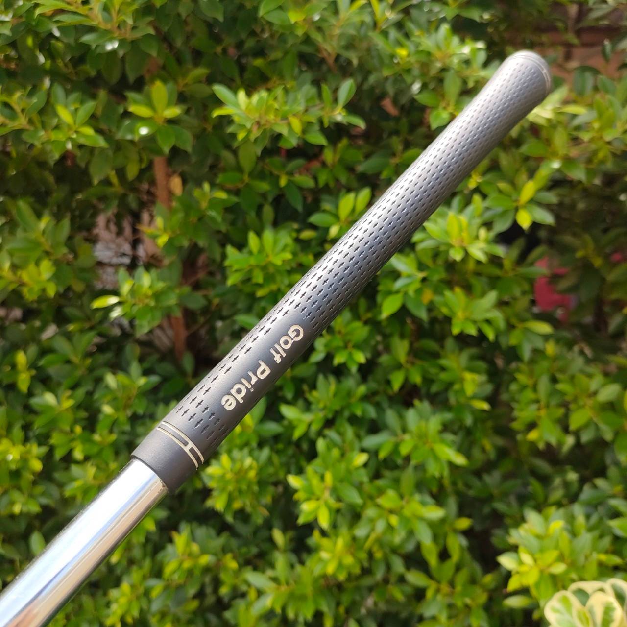 เหล็ก 8 PRGR TR-X MODEL 910 ก้าน PRGR TR-X FLEX R ตีง่ายมากเพราะด้านใน กลวงเป็น CAVITY ทรงสวยมาก!! ไม้กอล์ฟมือสอง ของแท้ BY NakaraLuxurious