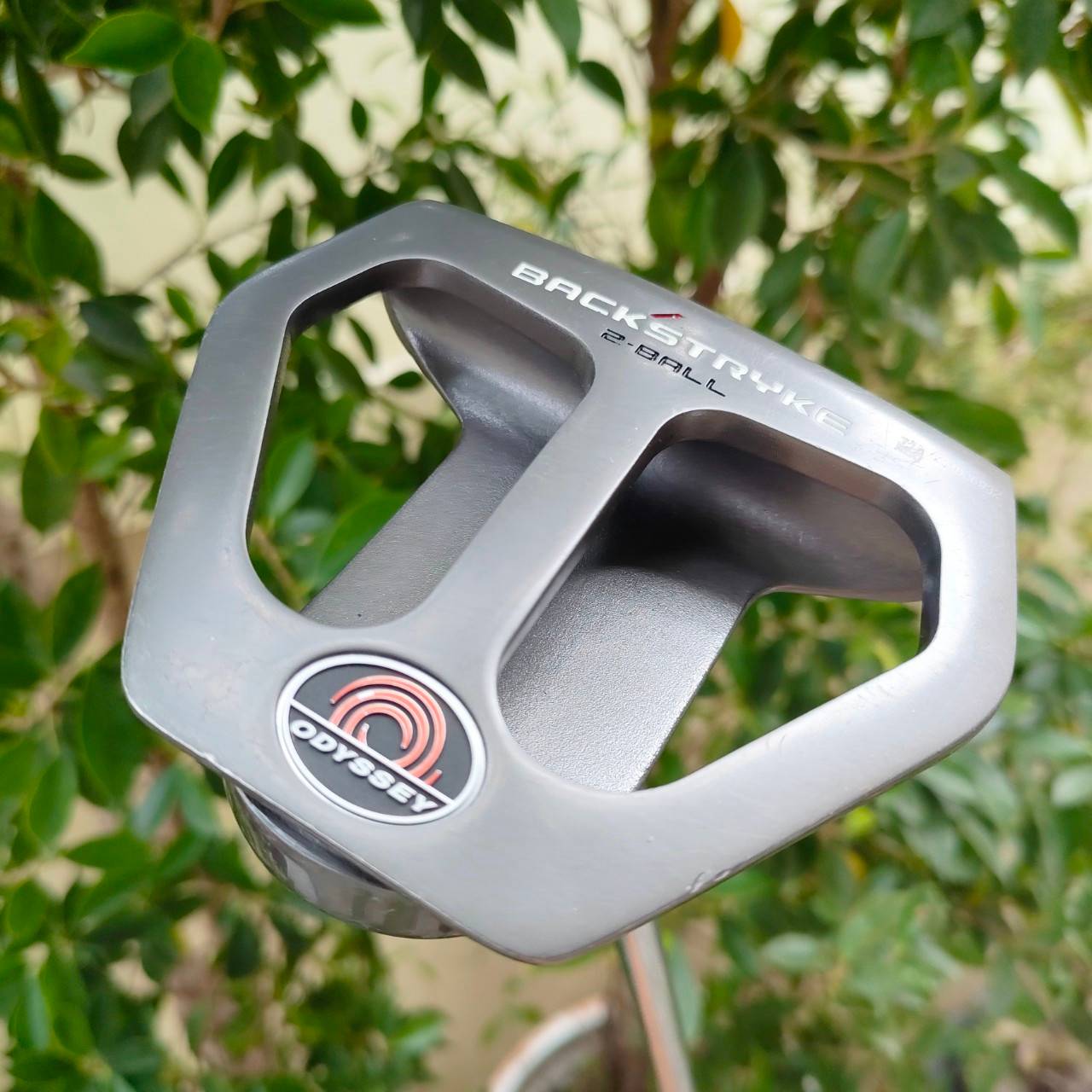 PUTTER ODYSSEY BACKSTRYKE 2-BALL ความยาว 33 นิ้ว กริพ GOLF PRIDE TOUR SNSR ไม้กอล์ฟพรีเมี่ยมมือสอง ของแท้ By NakaraLuxurious