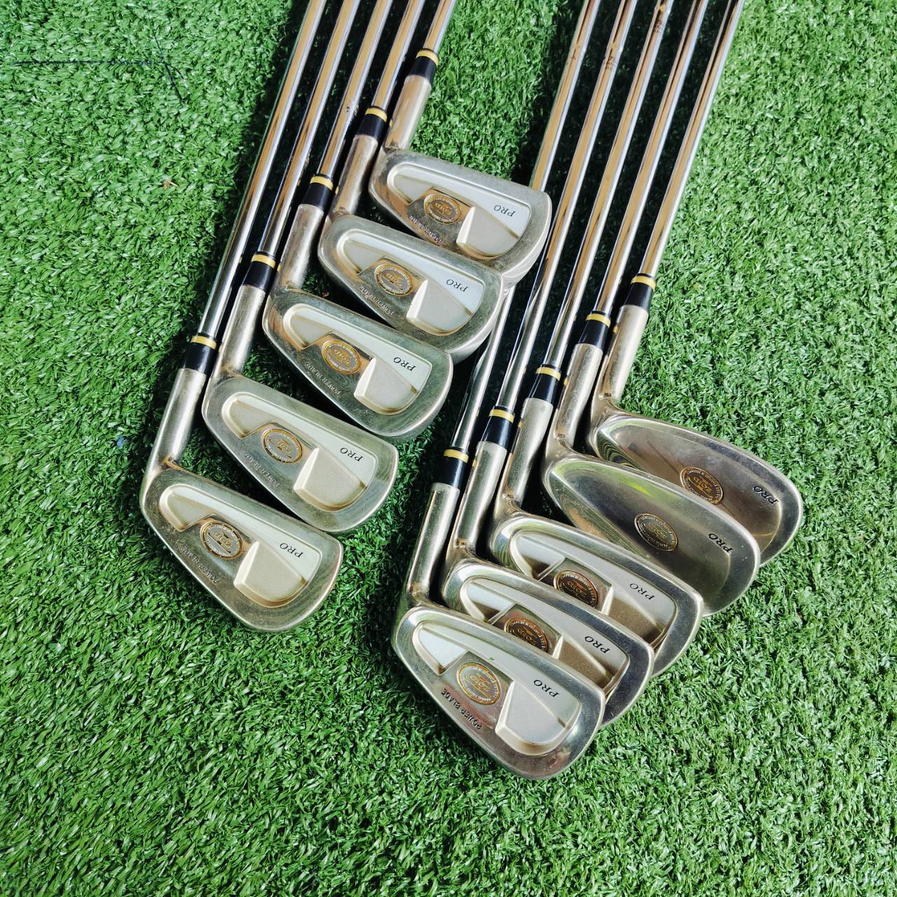 ชุดเหล็ก MIZUNO T-ZOID PRO POWER BLADE ชุดใหญ่ 10 ชิ้น มีตั้งแต่เหล็ก 3-9 PW SW FW ตัว WEDGE เป็นใบเบลดให้เลย ชิพดี ระเบิดทรายมันส์ สปินดีมาก ไม้กอล์ฟพรีเมี่ยมญี่ปุ่นมือสอง By NakaraLuxurious