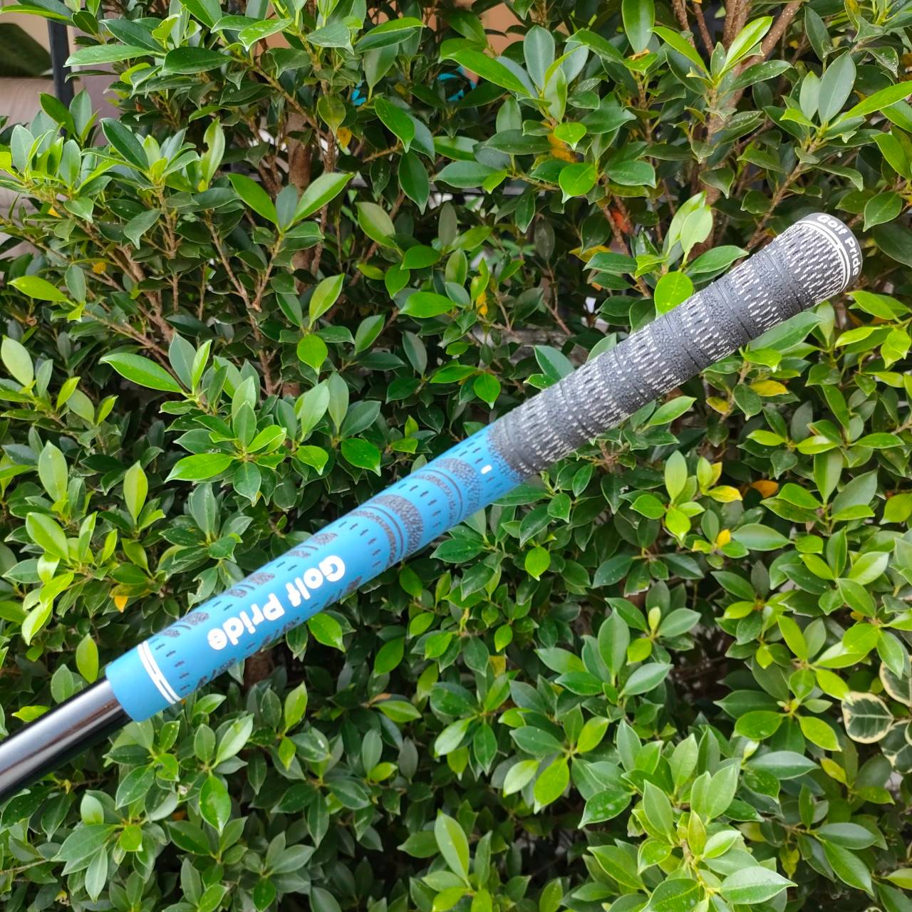 DRIVER PING G15 องศา 9 ก้าน PING TFC 570D FLEX S ซีรี่นี้ผลิตโดย GRAPHITE DESIGND PING มีลักษณะพิเศษ ที่ผลิตออกมาก ด้วยความใส่ใจในรายละเอียดมากๆ ตีไกลมาๆครับ สภาพสวยเดิมๆเลย