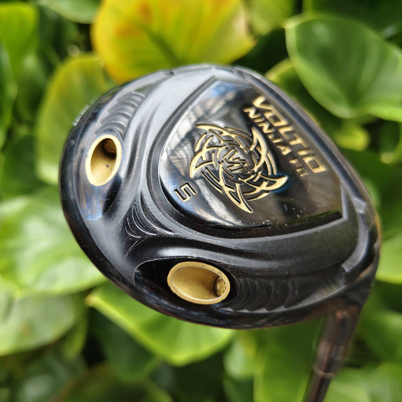 5W KATANA VOTIO NINJA FG BLACK ตีตรงที่สุด จากหมุดถ่วงสองชิ้น และหน้าเด้งตีไกลมาก