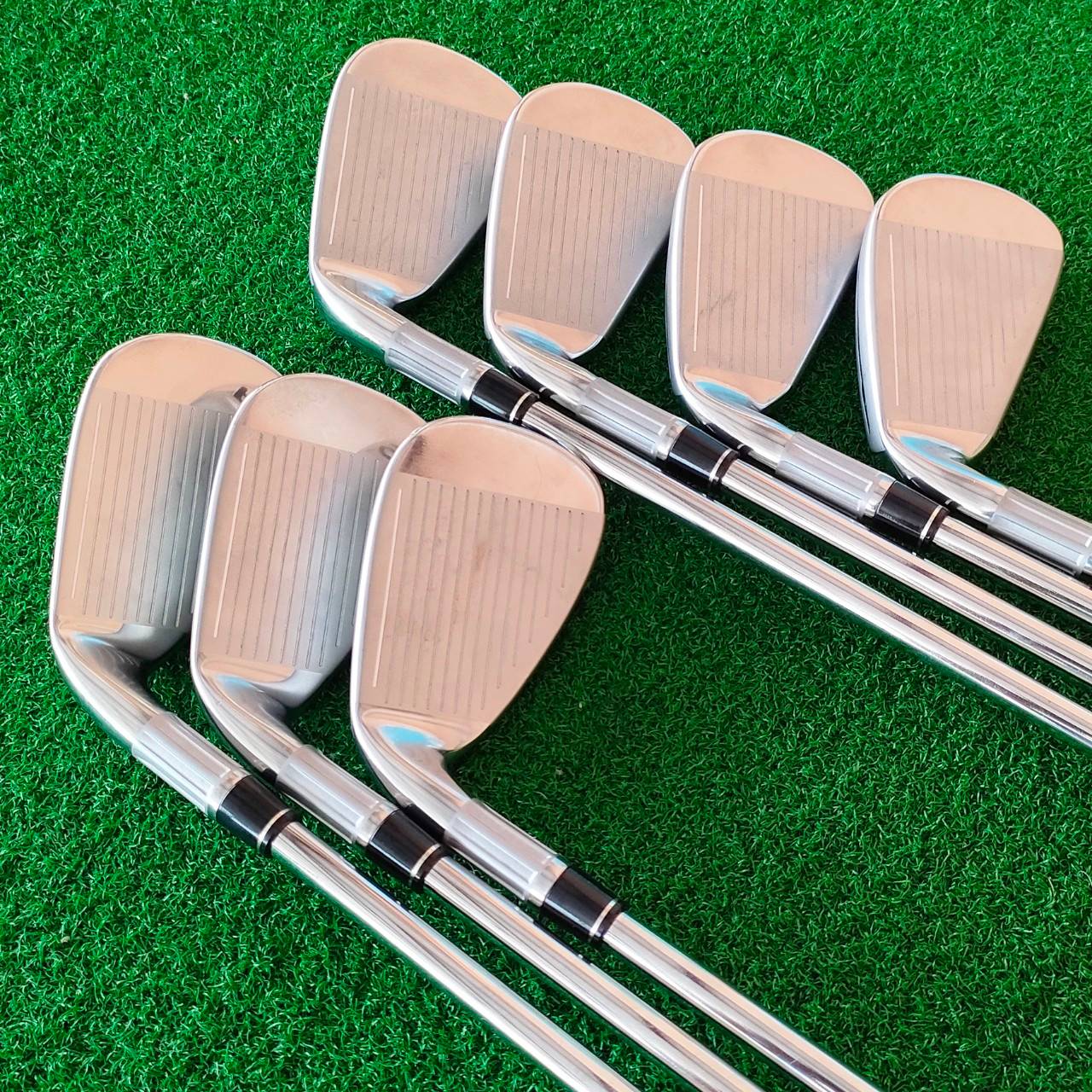 ชุดเหล็ก TAYLORMADE M2 สภาพสวยมากๆๆๆๆ 95 % ได้ครับ มีเหล็ก 5-9 เเละ PW SW ก้าน REAX 90 FLEX S