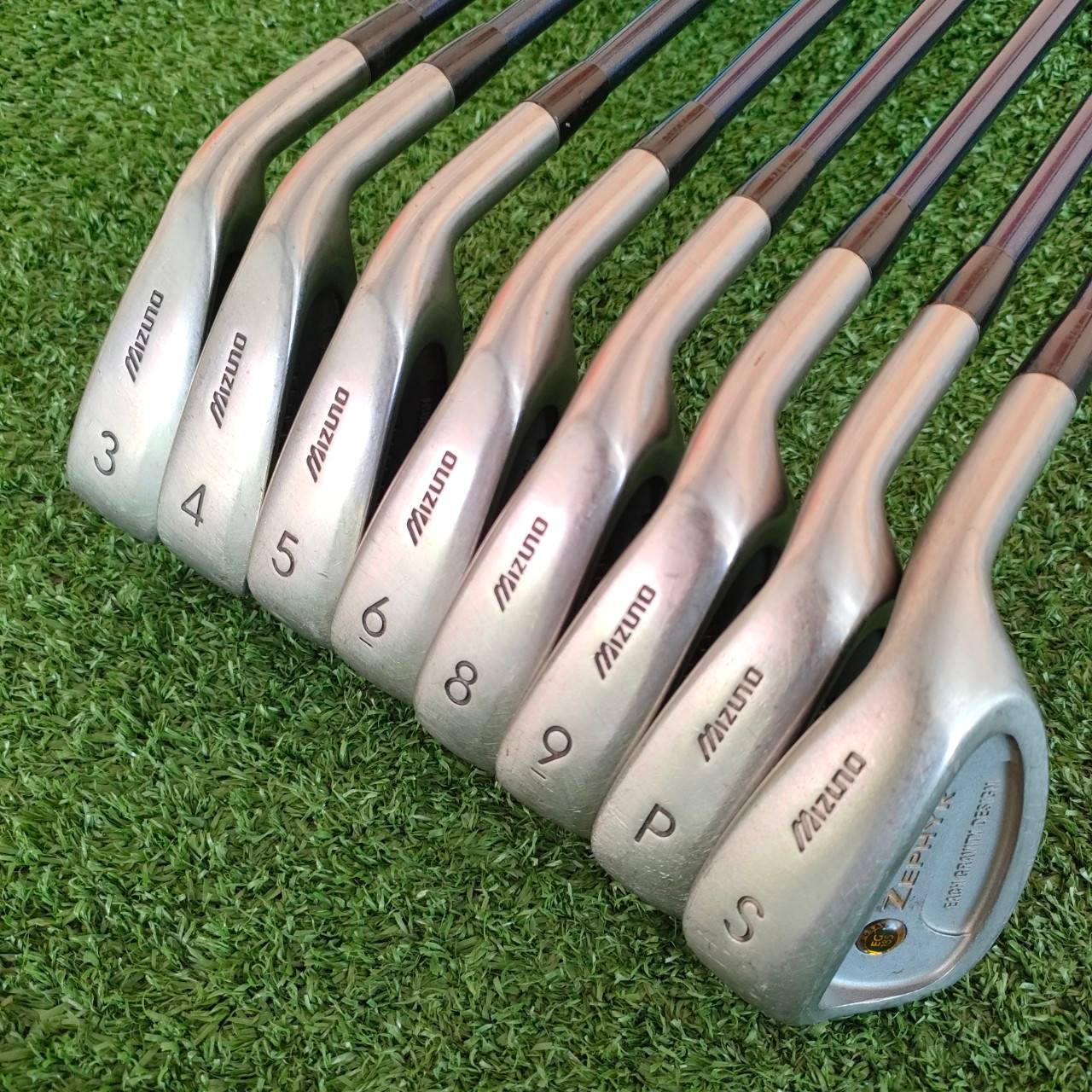 ชุดเหล็ก MIZUNO ZEPHYR มีเหล็ก 3-9 เเละ PW SW ** ขาดเหล็ก 7 ** ก้าน TF-2620 FLEX 7 ชุดพรีเมี่ยมในยุคนั้น TOP สุดของ MIZUNO ไม้กอล์ฟมือสอง ของแท้ BY NakaraLuxurious