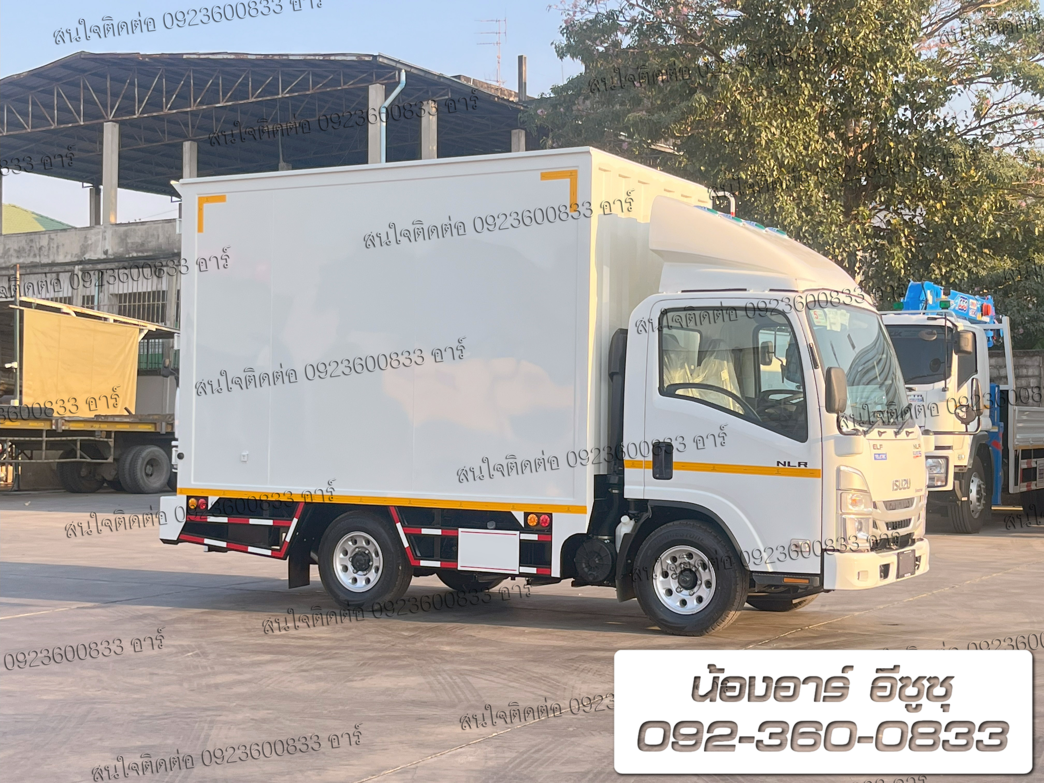 4 ล้อ ISUZU NLR Euro5 Max ตู้ 3 บาน