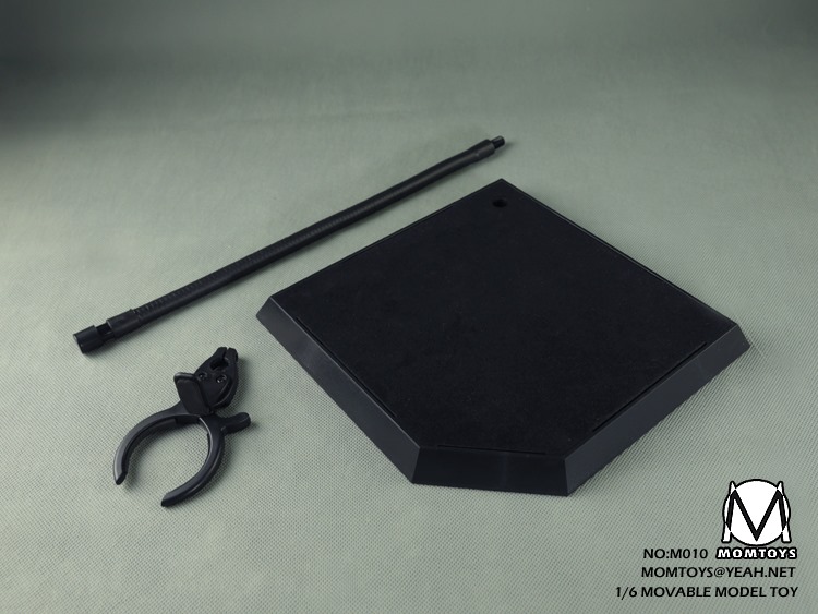 [สั่งจอง]MOMTOYS 1/6 NO.M010 serpentine-Metal hose platform support