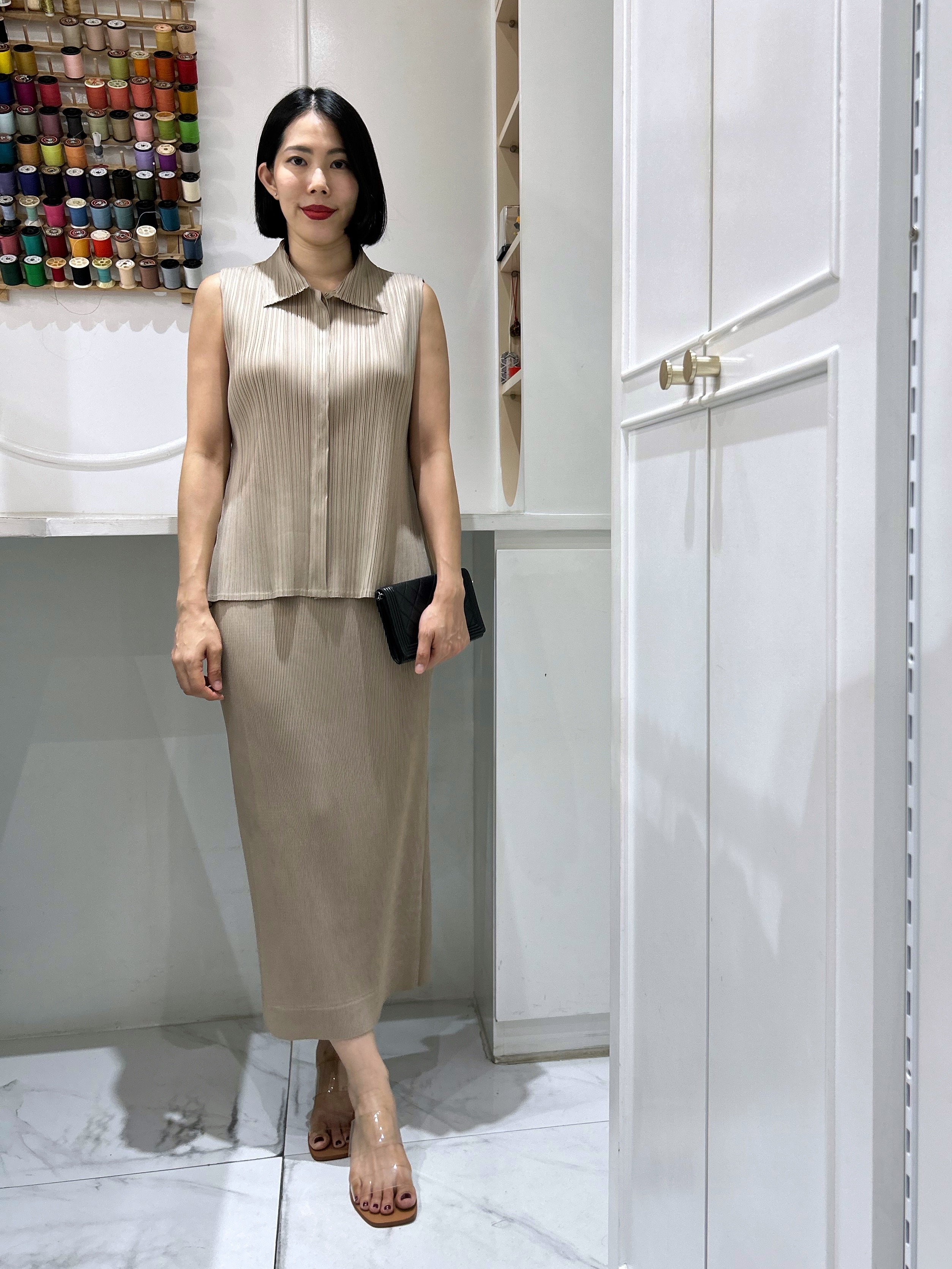 2MUAY รุ่น GJO11055-9 / GJO1821-9 เซ็ตพลีท COLLAR BUTTON FRONT TOP WITH SKIRT PLEATED SET 5 สี FREE SIZE