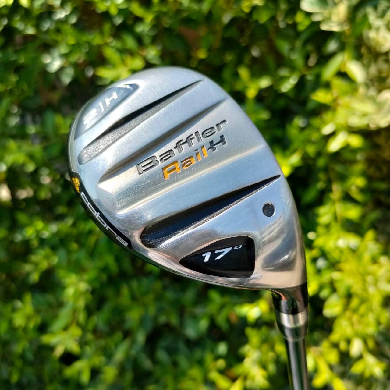 HYBRID 2/H KING COBRA BAFFLER RAILH องศา 17 ก้าน FUJIKURA MOTORE FLEX S สุดยอดคุณภาพ ตีดีมากๆ อยากให้ลองเลย ทั้งง่าย ทั้งไกล ทั้งเสียงเพราะและแม่นยำ ก้านก็โหดมากๆ FUJIKURA ตัวนี้ครับ