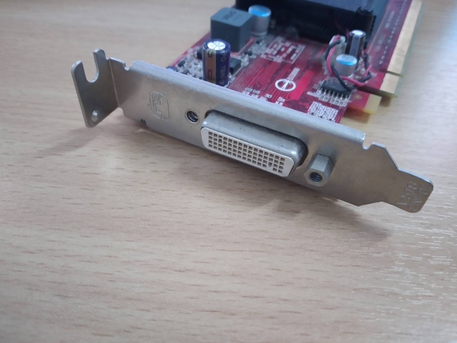 Lenovo FRU89Y9227, 89Y9227, 512MB, NVIDIA GeForce 310, DMS59 Graphics Card ขาสั้น