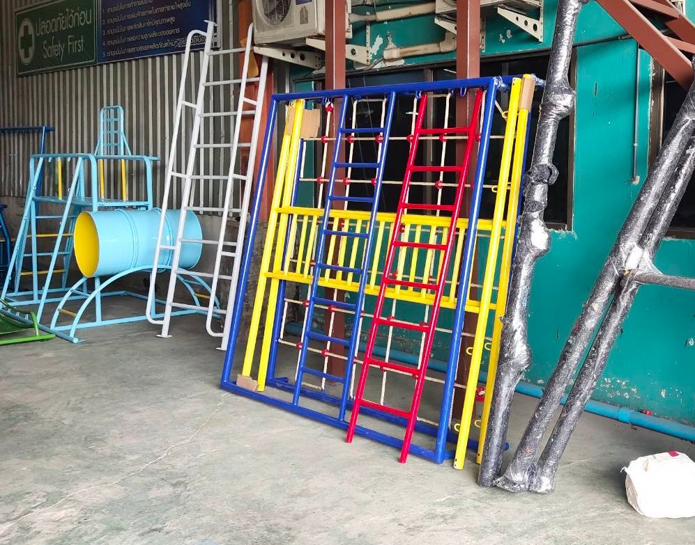 ลูกเต๋าปีนป่าย ชุดรวมปีนป่ายสี่เหลี่ยมA2 ปีนป่ายเชือก พร้อมบาร์โหน บาร์ไต่ ชิงช้า เครื่องเล่นสนามเหล็ก เครื่องเล่นสนามกลางแจ้ง OutdoorPlayground