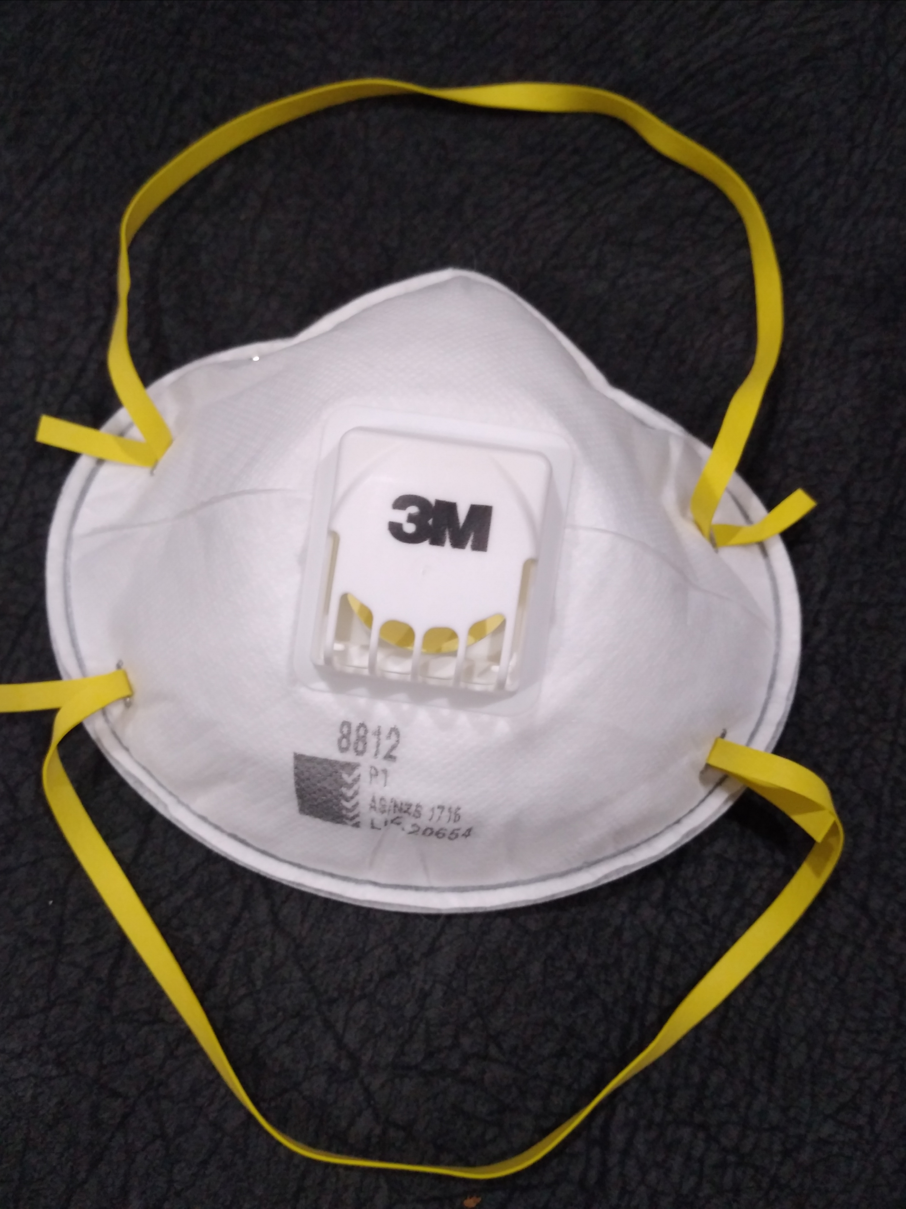 3m หน้ากากกันฝุ่นละอองมีวาล์ว