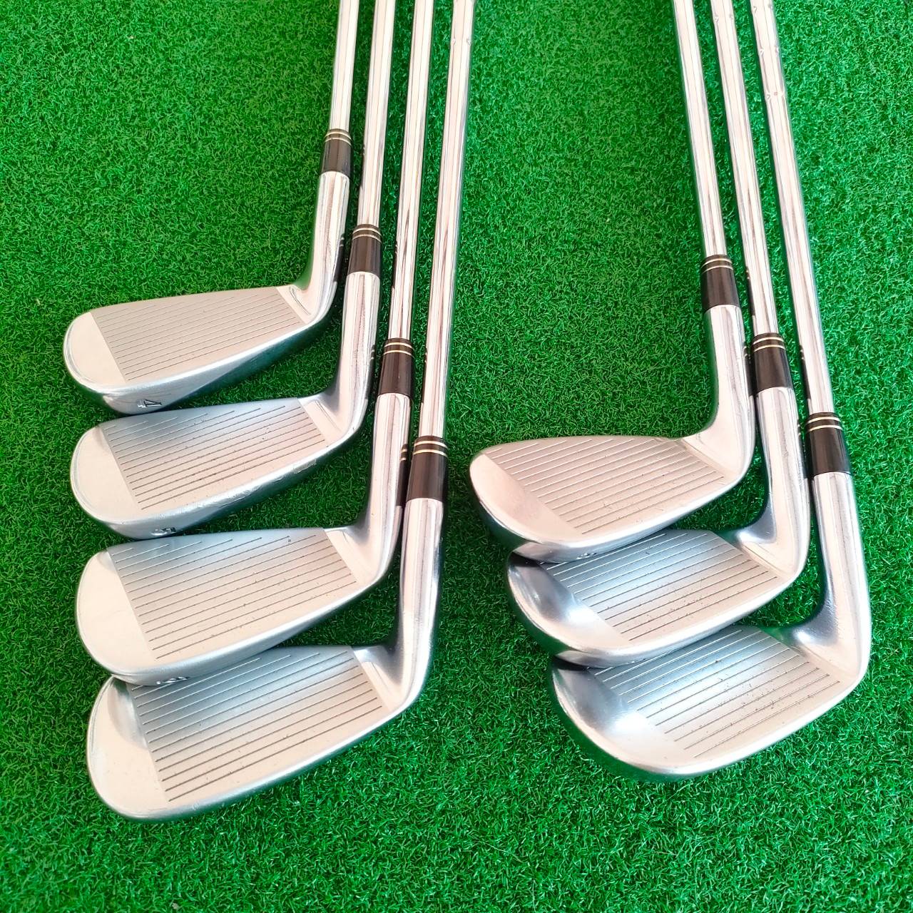 ชุดเหล็ก TAYLORMADE XR FORGED มีเหล็ก 4-9 เเละ PW เหล็ก FORGED CAVITY คุณภาพสูง งานพรีเมี่ยมมากๆ ตระกูล XR พรีเมี่ยม