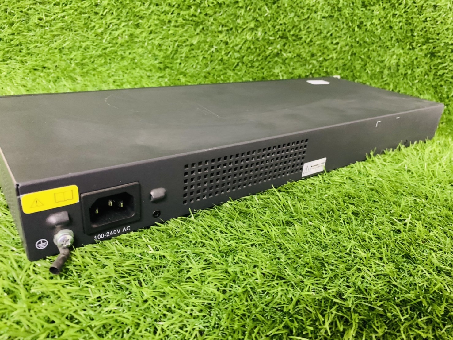 สวิตซ์ Gigabit Switching Hub HP 1420-24G-2SFP (JH017A) 24 Port + 2 Port SFP