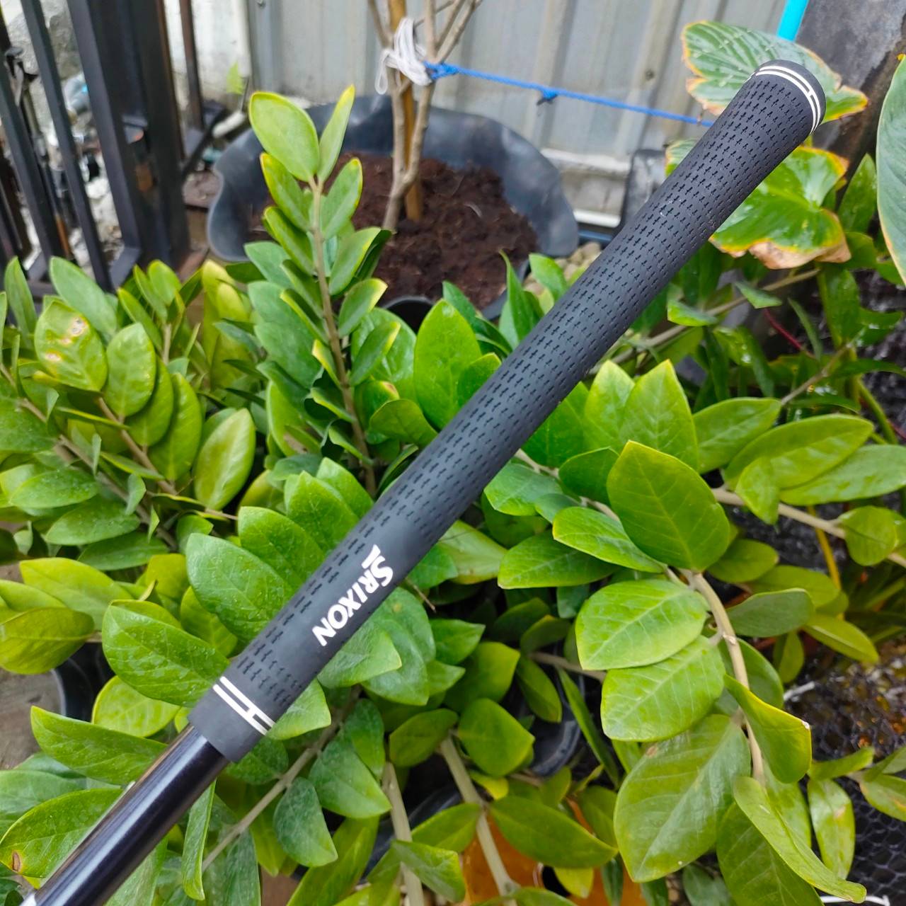 DRIVER SRIXON Z585 องศา 10.5 ก้าน MIYAZAKI 4323 FLEX R ปฏิวัติใหม่ทั้งหมดเพื่อเพิ่มความเร็ว ให้กับเกมของคุณ สุดยอดตีมันส์ มี COVER เดิมๆ สภาพสวยนางฟ้า!!! ไม้กอล์ฟพรีเมี่ยมมือสอง By NakaraLuxurious