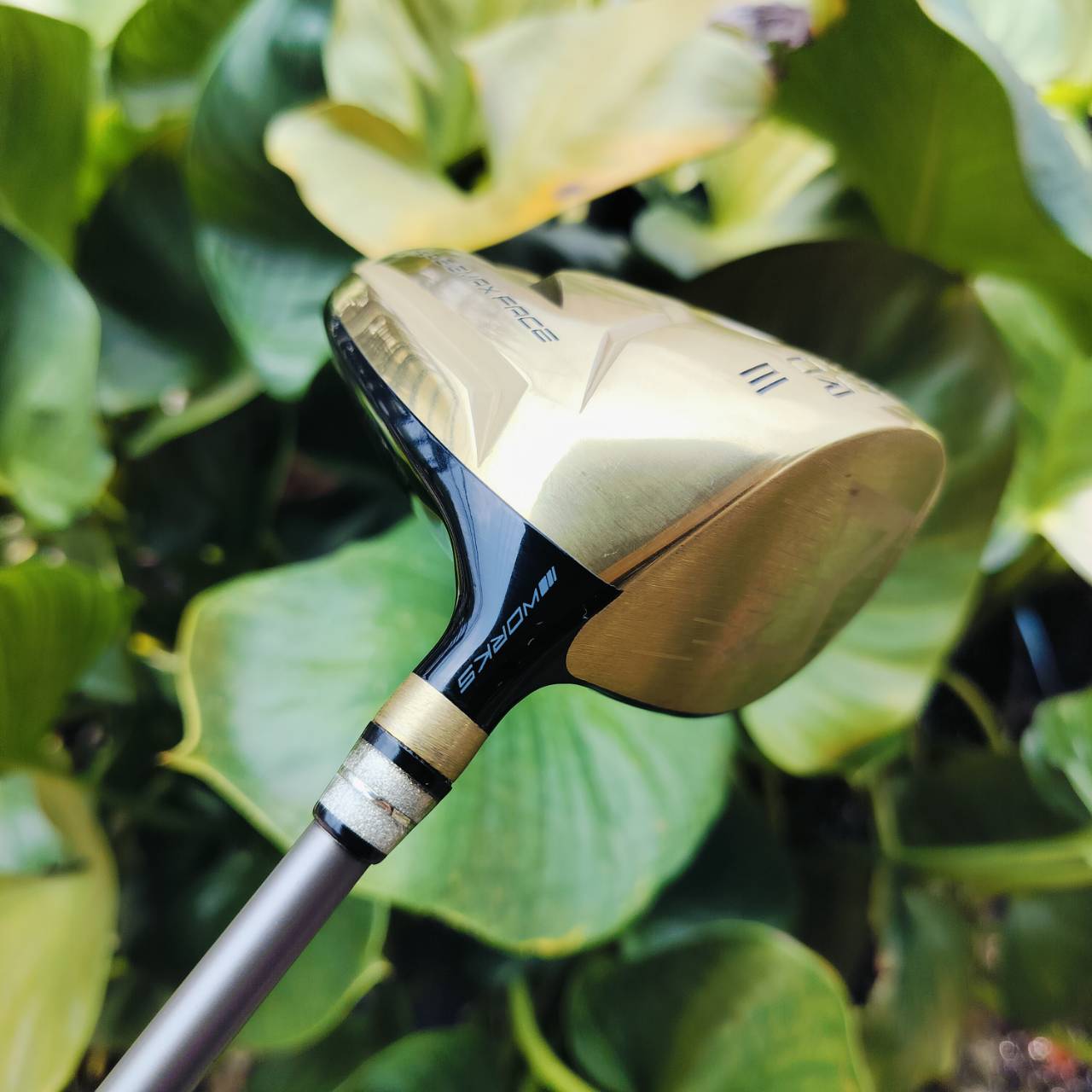 Works Golf hyper blade Premier องศา 10.5 ก้าน DIMANA FLEX R กริพ GOLF PRIDE ตีไกลสุดขั้วชนรั้วชนธง อายุ 80 ตีได้ 300 หลา รับประกันไกลขึ้นแน่นอน!!! หน้าเด้งขีดสุด!!! ไม้กอล์ฟพรีเมี่ยมมือสอง ของแท้ By NakaraLuxurious